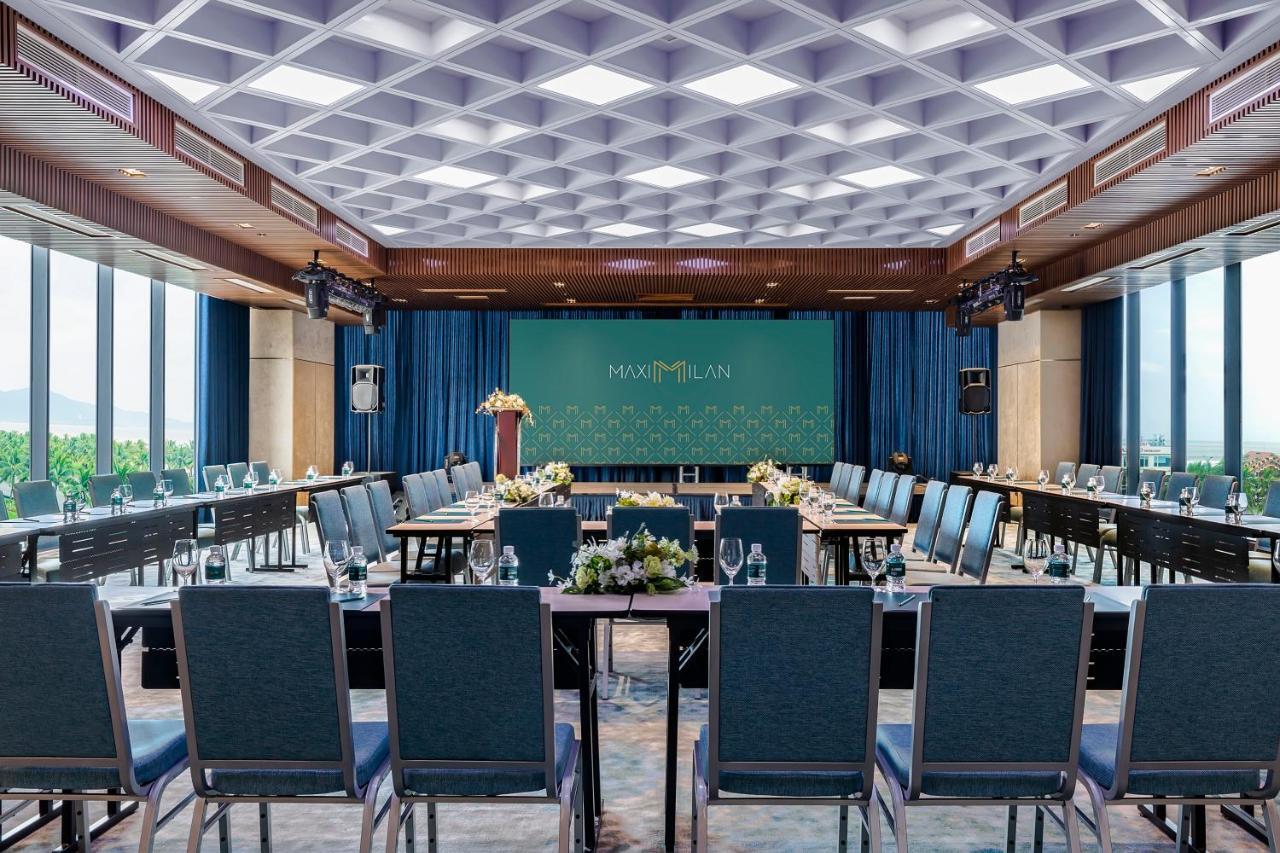Maximilan Danang Beach Hotel Luaran gambar